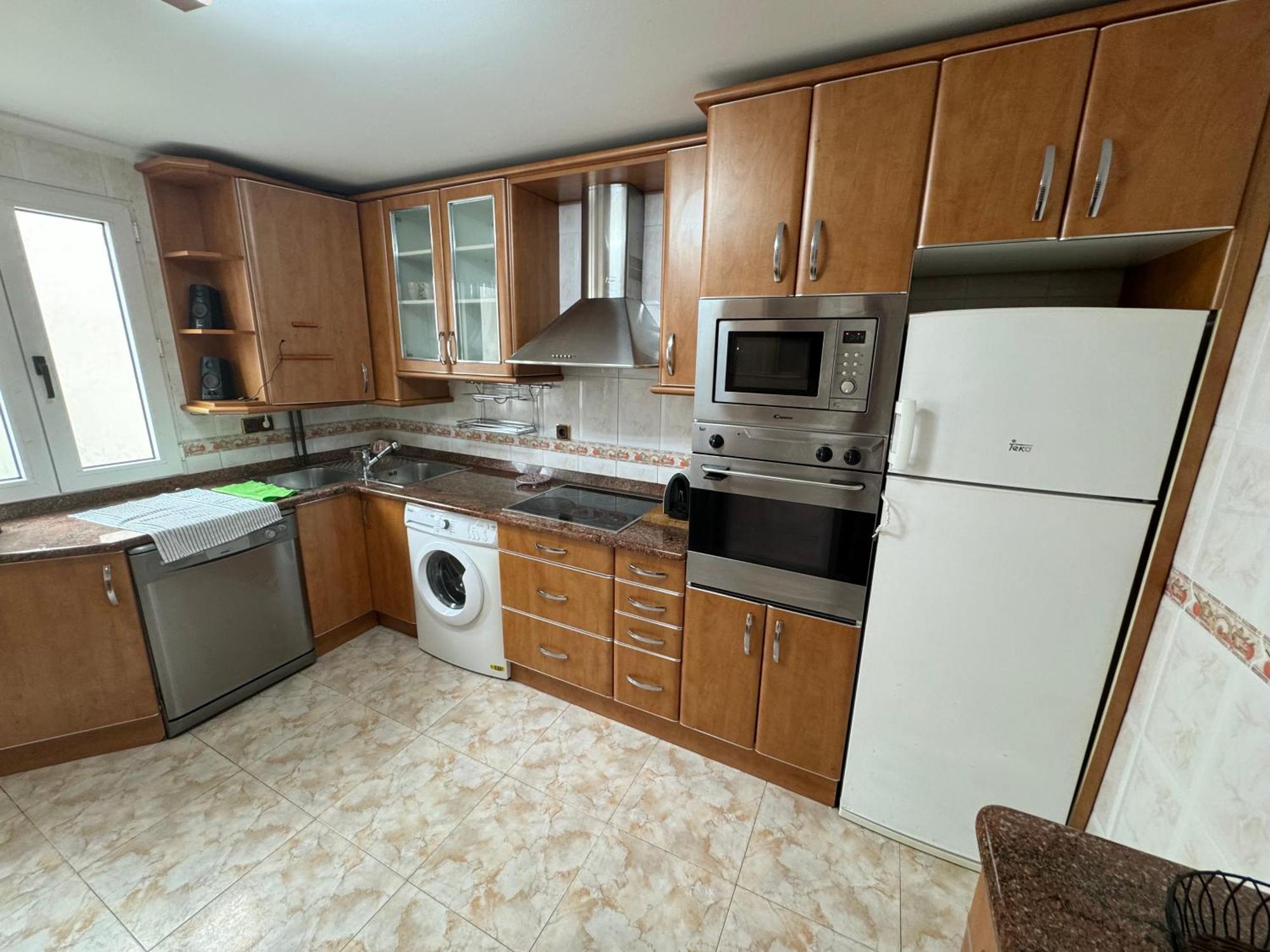Apartamento Amplio Apto A 2 Min Ayuntamiento *